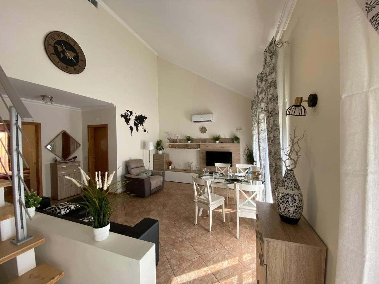 Guesthouse Milagre Centro 파로 외부 사진